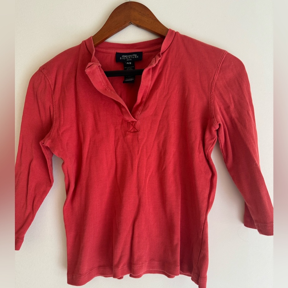 Jones New York Signature Mid Sleeve Ribbed Coral Shirt  Size Petite Small